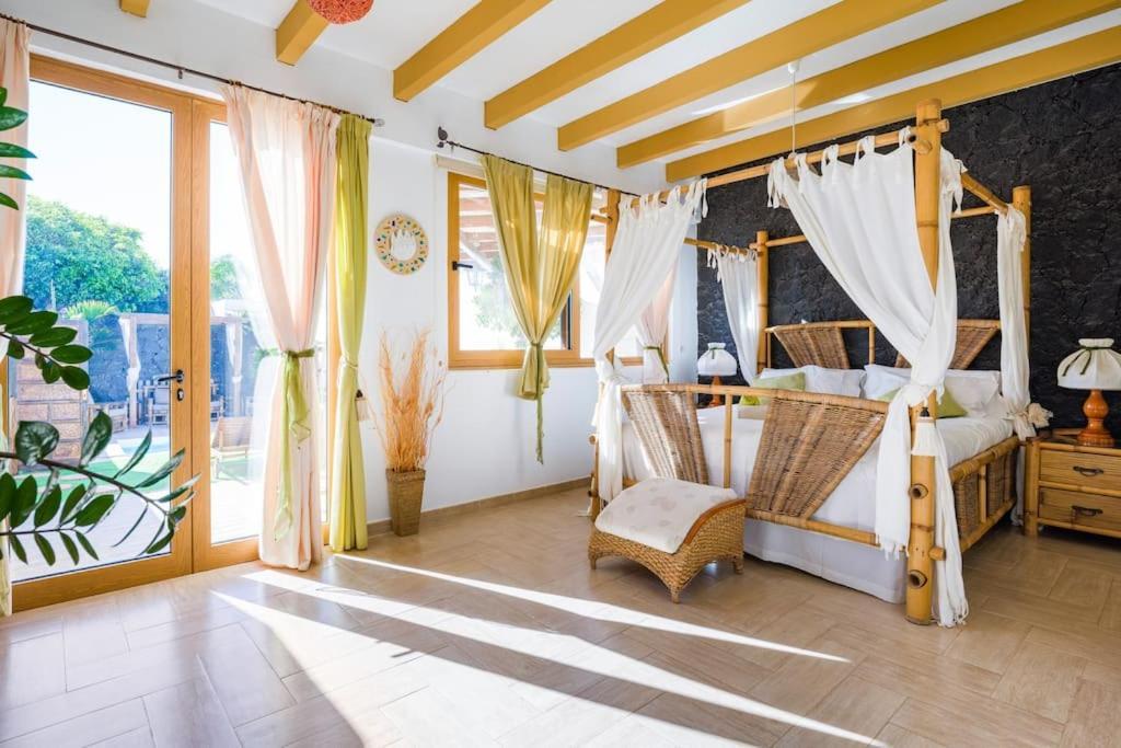 Villa La Isla By Rentaholidayslanzarote Playa Blanca  Exteriér fotografie