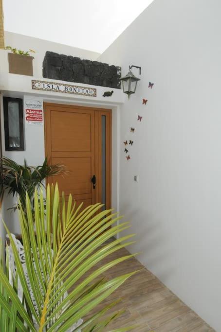 Villa La Isla By Rentaholidayslanzarote Playa Blanca  Exteriér fotografie