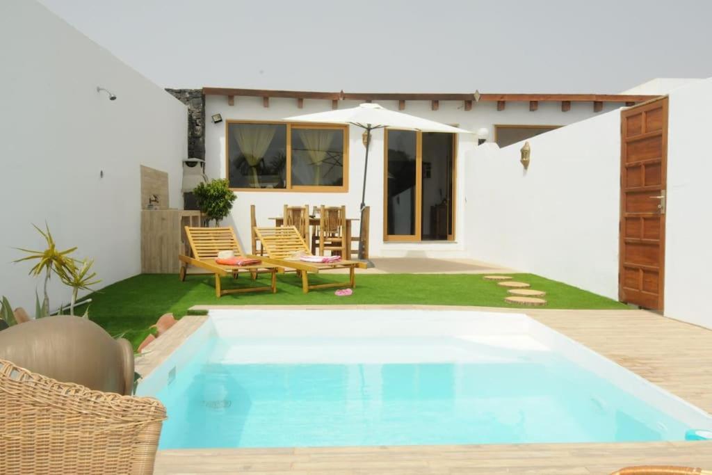 Villa La Isla By Rentaholidayslanzarote Playa Blanca  Exteriér fotografie