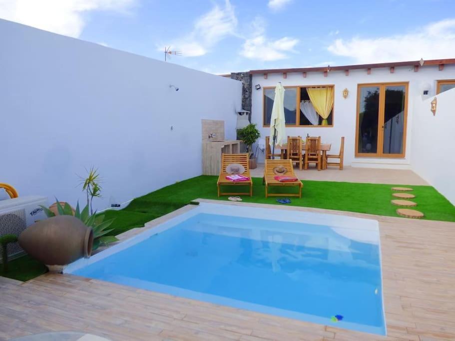 Villa La Isla By Rentaholidayslanzarote Playa Blanca  Exteriér fotografie