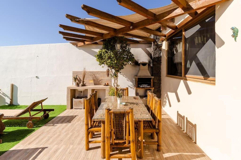 Villa La Isla By Rentaholidayslanzarote Playa Blanca  Exteriér fotografie