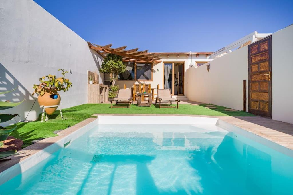Villa La Isla By Rentaholidayslanzarote Playa Blanca  Exteriér fotografie