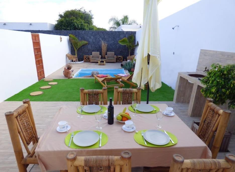 Villa La Isla By Rentaholidayslanzarote Playa Blanca  Exteriér fotografie